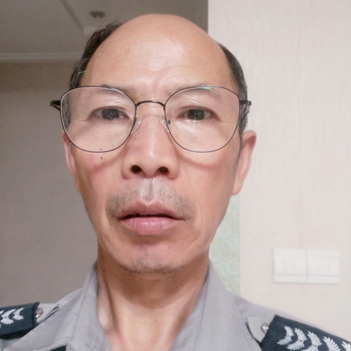 精明扯导师的照片