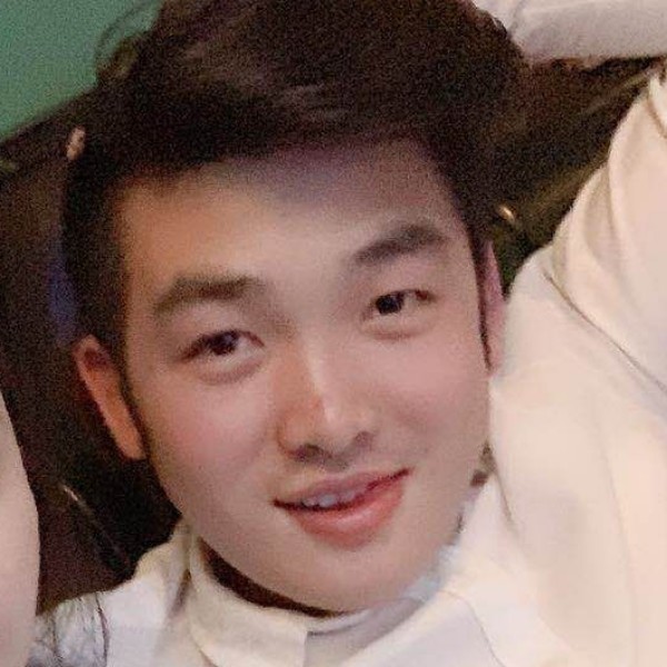 短靴开放的照片