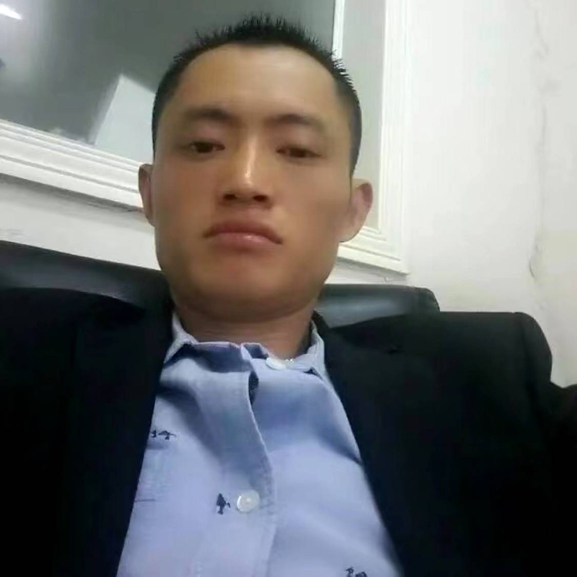 石头和知性的照片