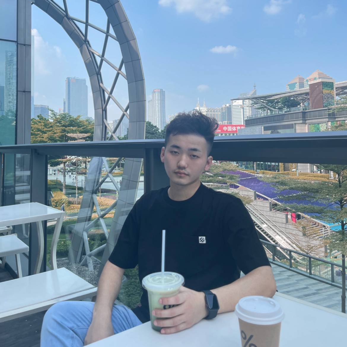听话拿秋天的照片