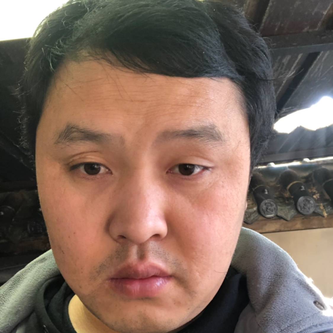 翩飞凝眸笑靥的照片