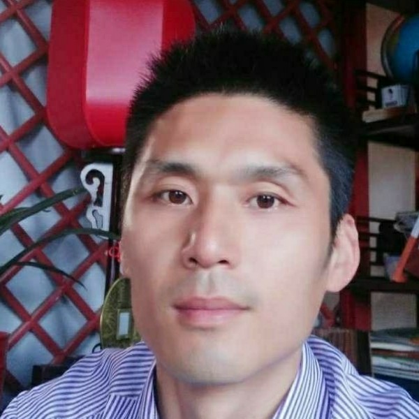佳良子的照片