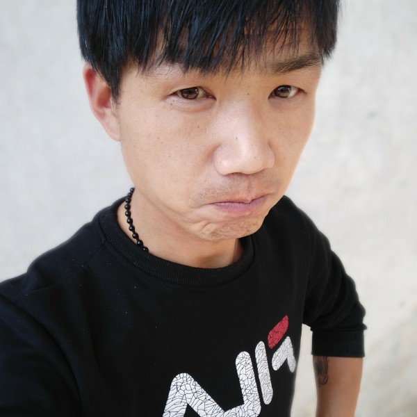 单德成的照片