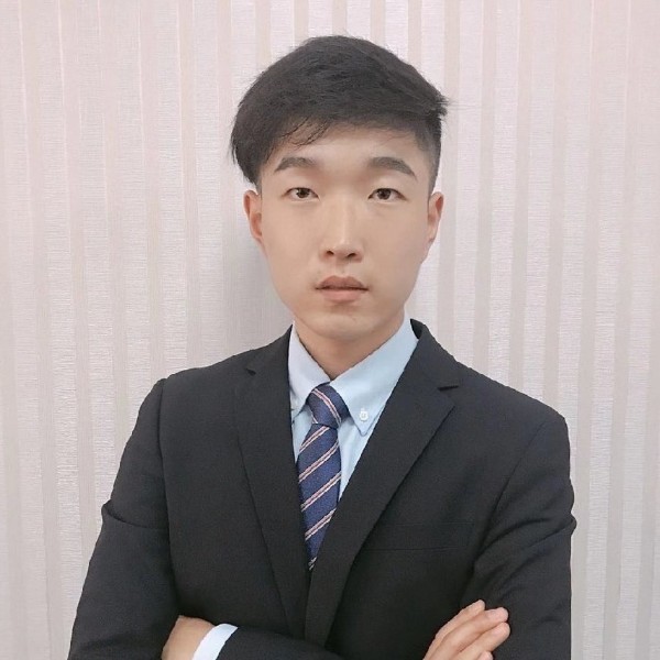 牧恩的照片