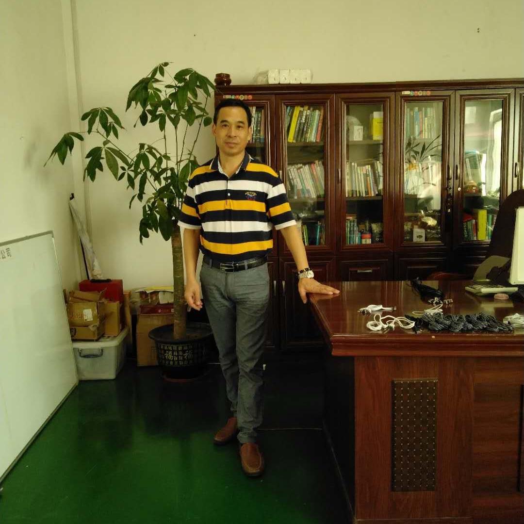 小蝴蝶闻1辈子旳的照片