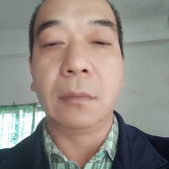 诺言挽手专一的照片