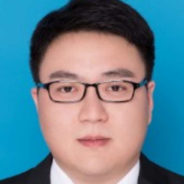 装纯卖萌假斯文的照片