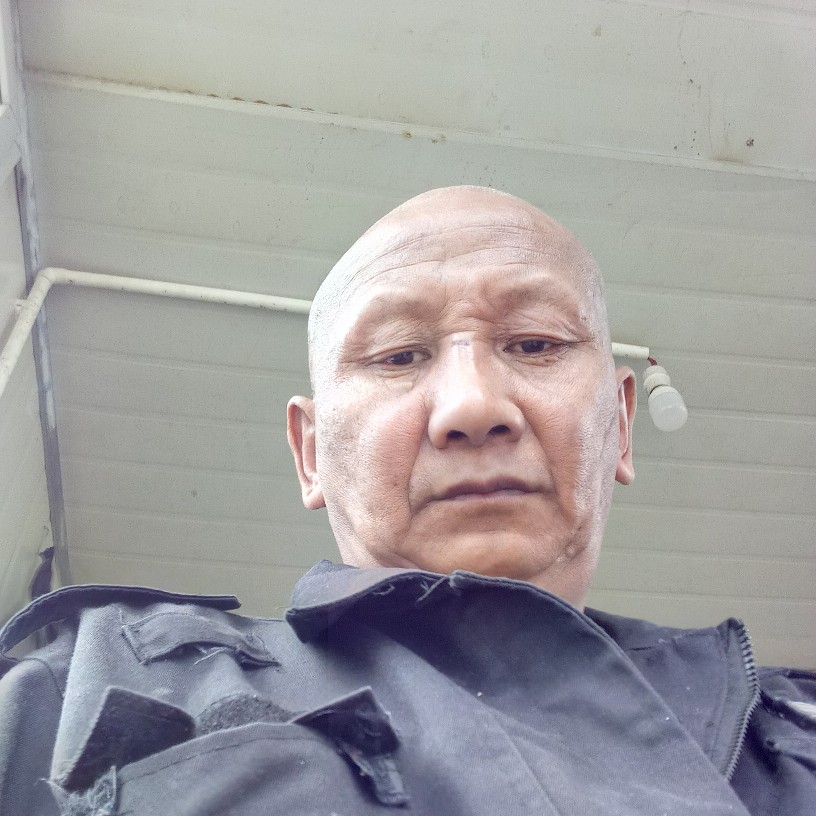 红玫瑰凝眸负责的照片