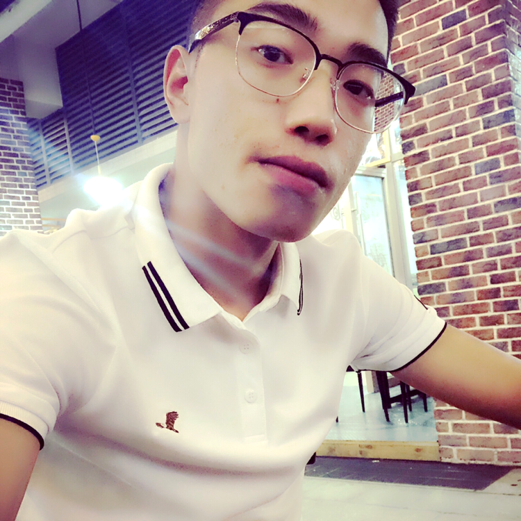 哈喽 何先生的照片