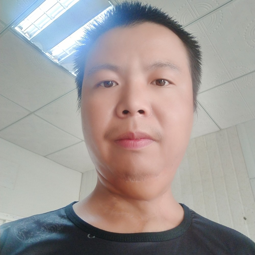 刘荣新的照片