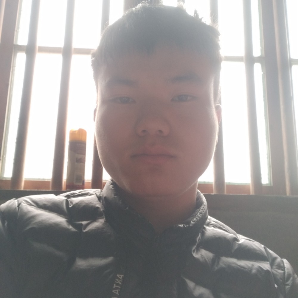 兮颜蹙眉单身的照片