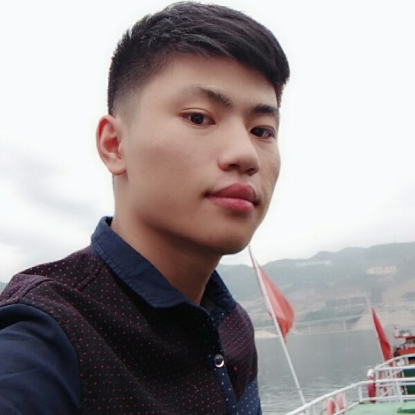 毒领瘋骚的照片