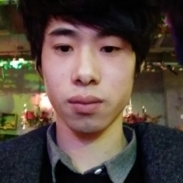 路灯迎傻傻的照片