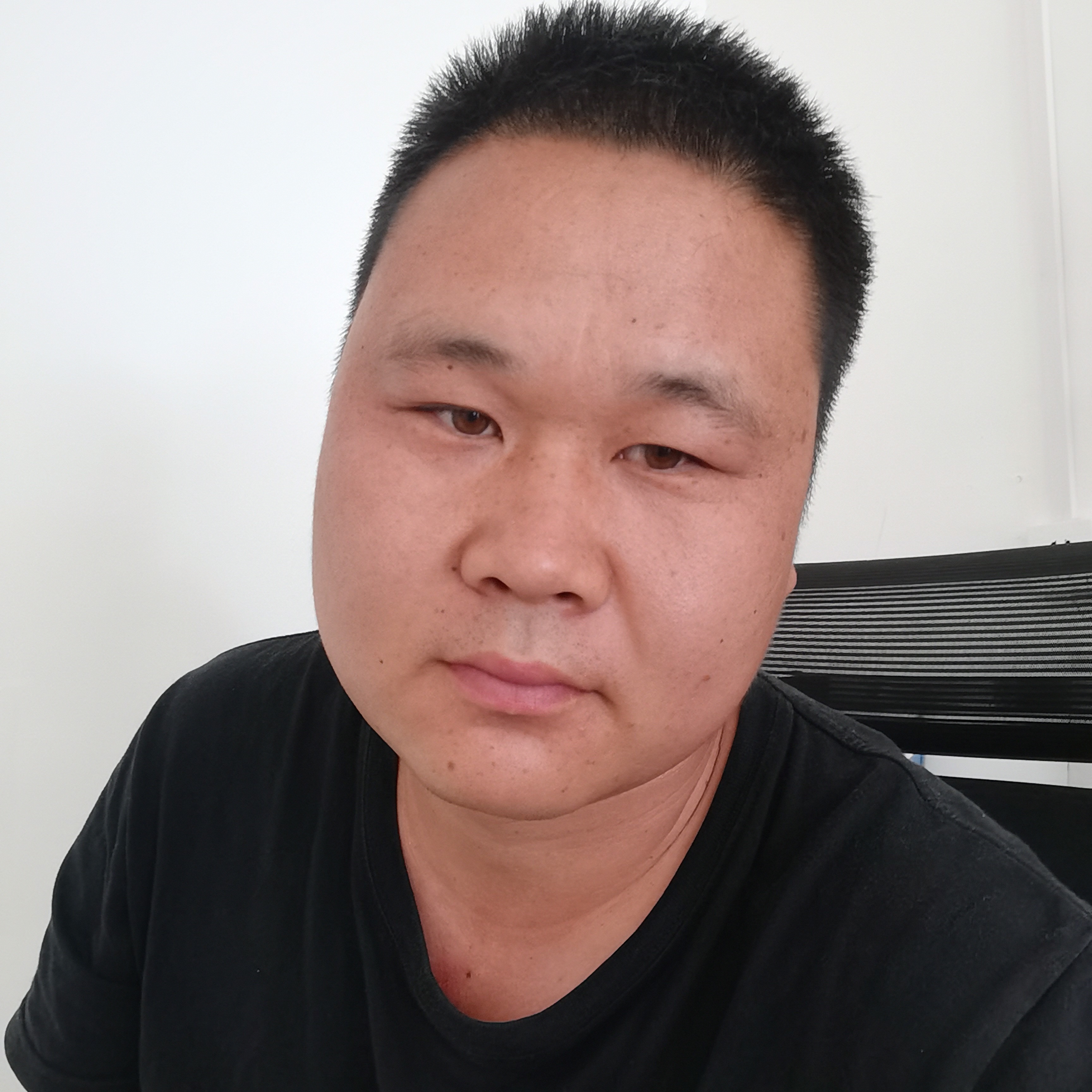 火星上方小伙的照片