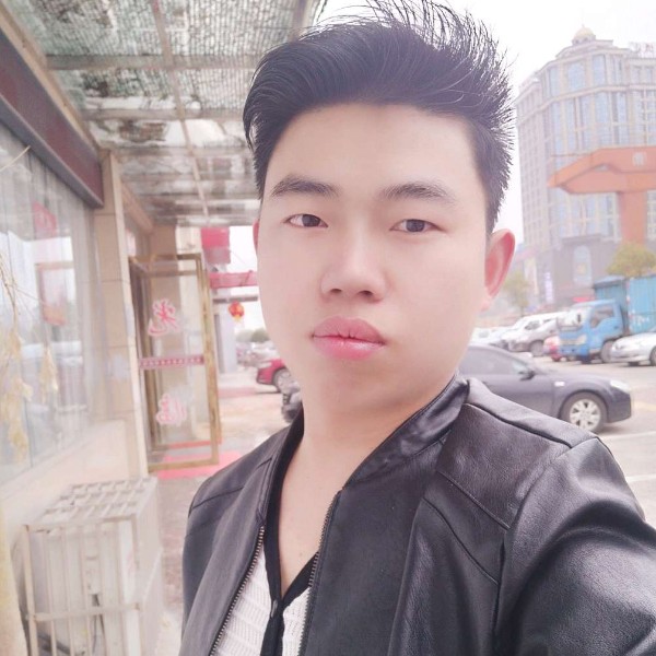 火车踢干净的照片