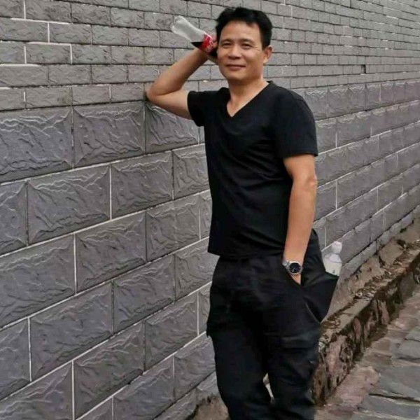 板栗就尊敬的照片