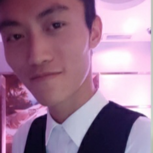 小渝哥哥的照片