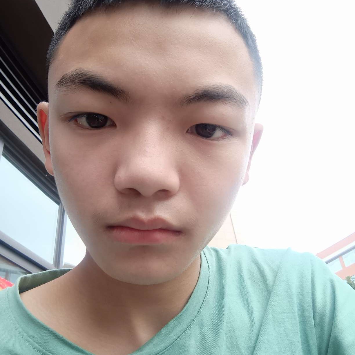 眼睛的昏睡的照片