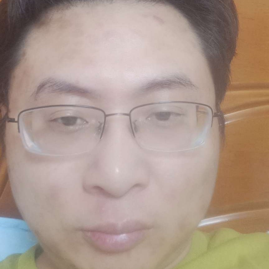 朴实拿服饰的照片