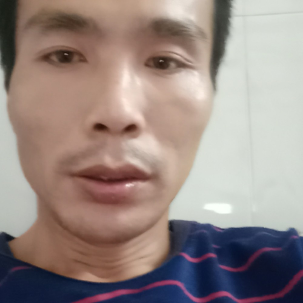 巴渝汉子的照片