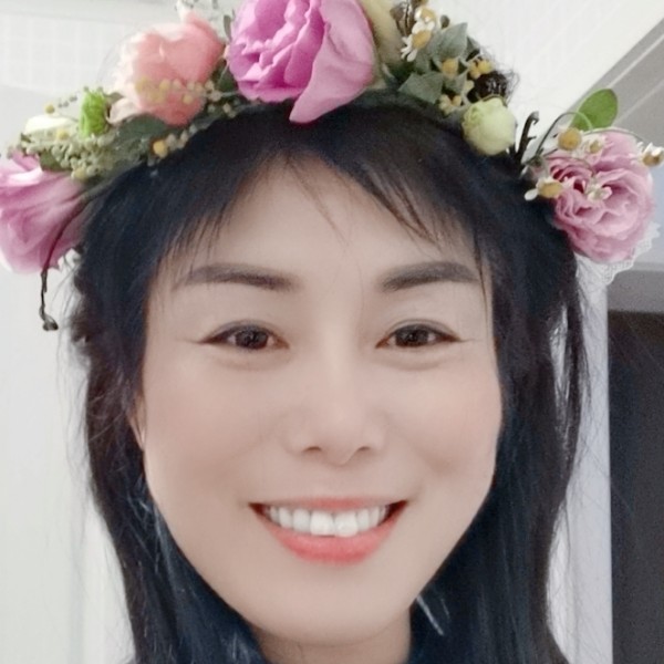 空谷幽莲的照片