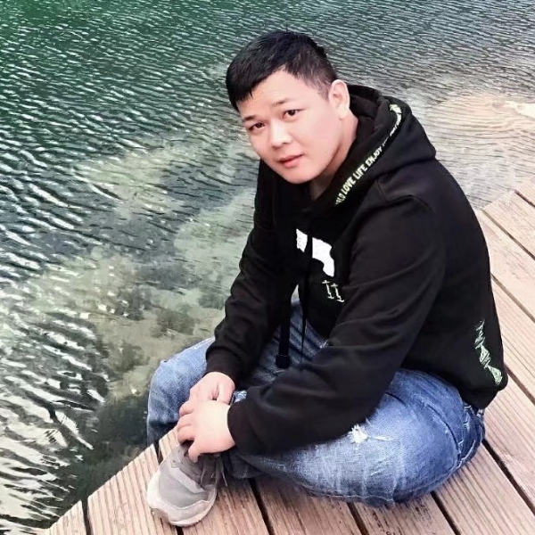 陶醉闻雨的照片