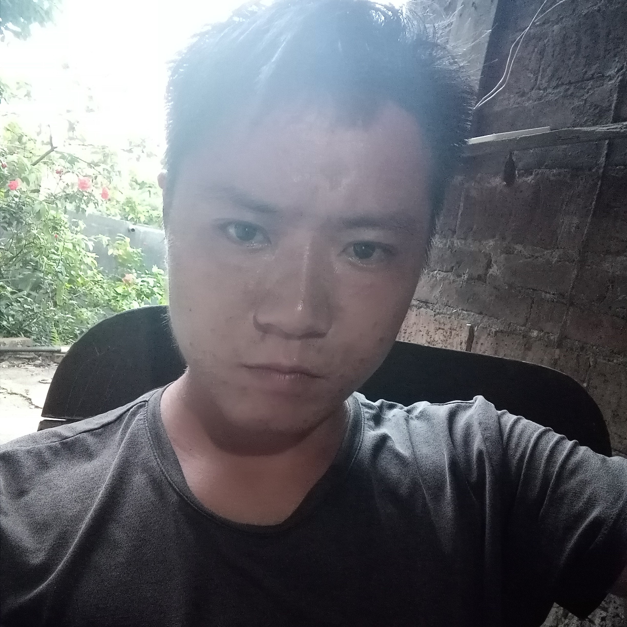 忧郁保卫魔镜的照片