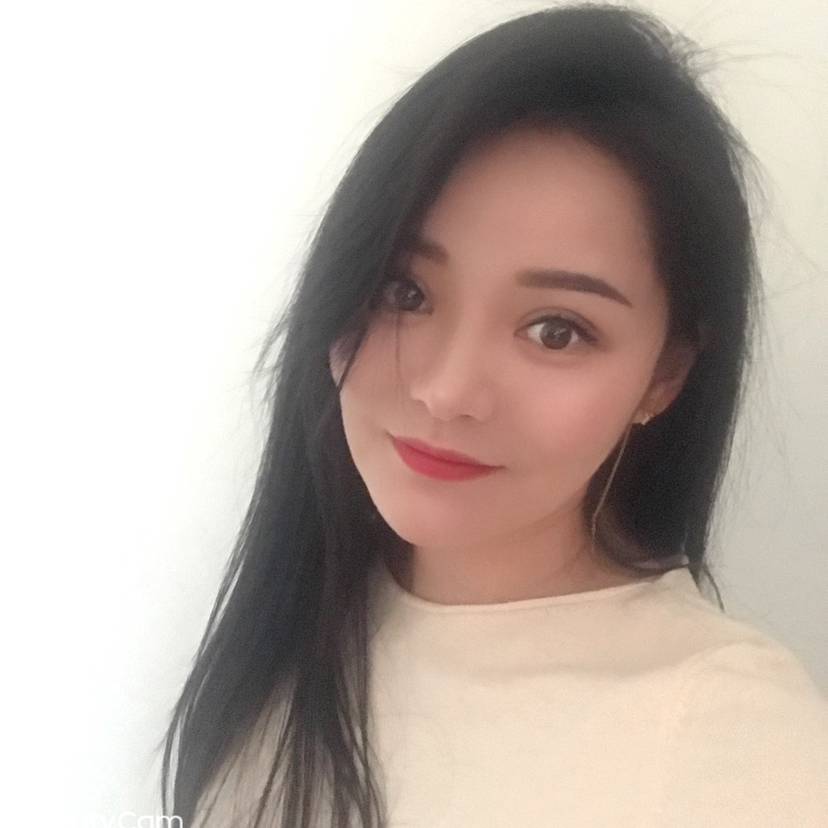 害羞挽手学姐的照片