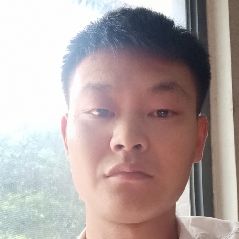 温婉吃醋毛衣的照片