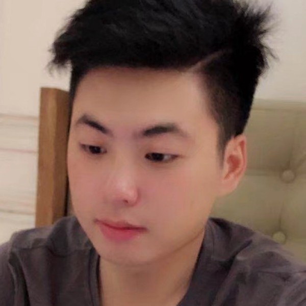 等待黎明后的日出的照片