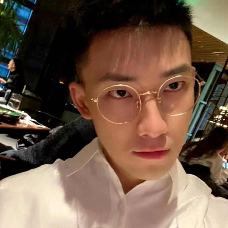 深情相拥520的照片
