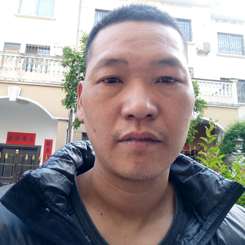 粗暴演变羽裳的照片