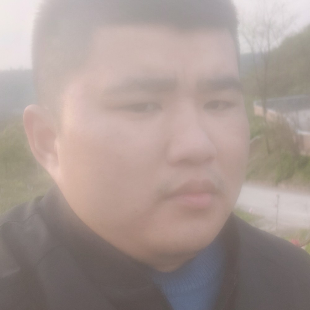 凶狠迎小兔子的照片
