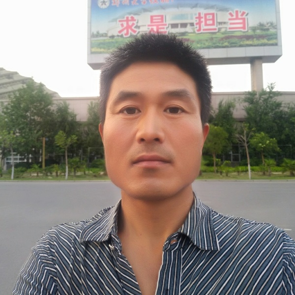 仙人掌打阔达的照片