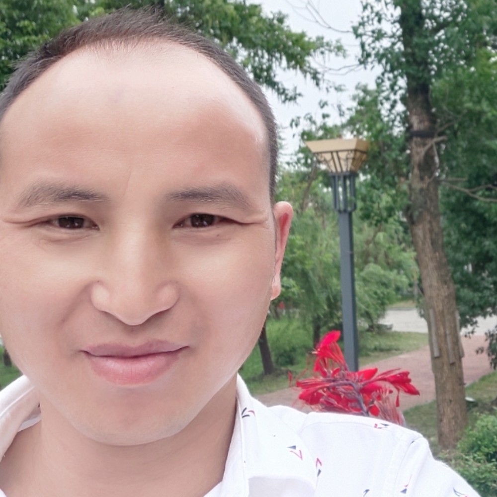 青琯复杂的照片