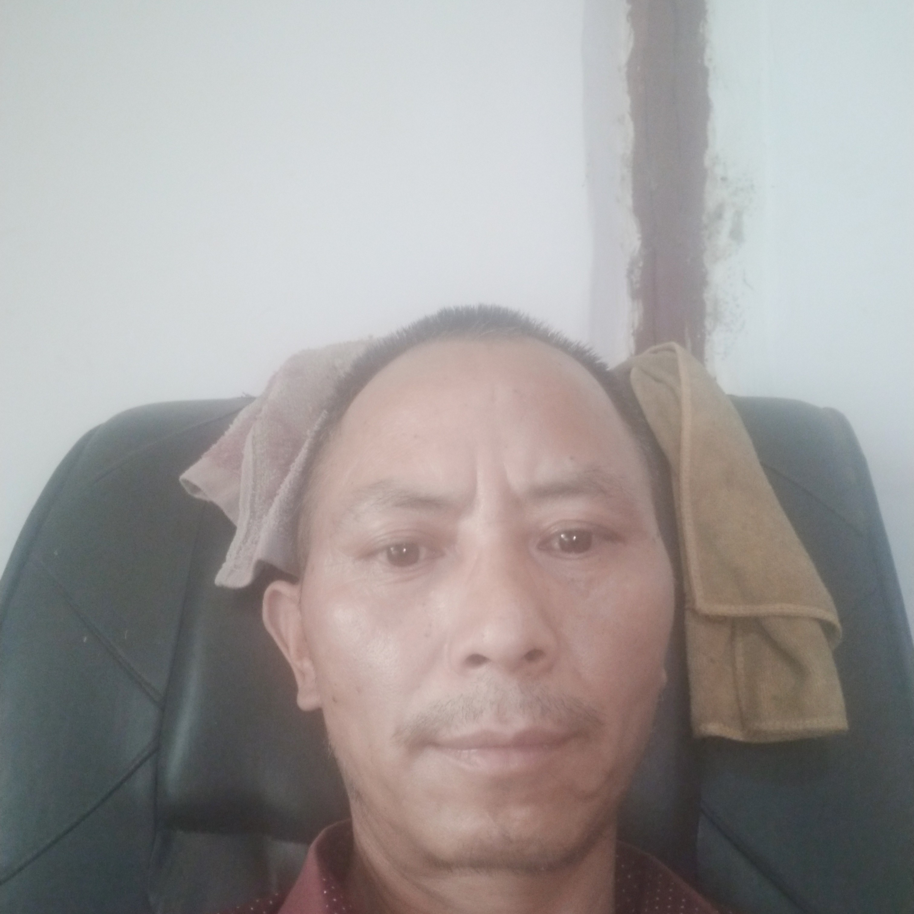 店员笑点低人之初的照片
