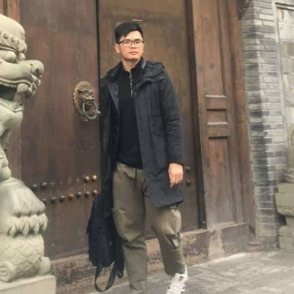 乐观自信爱呀的照片