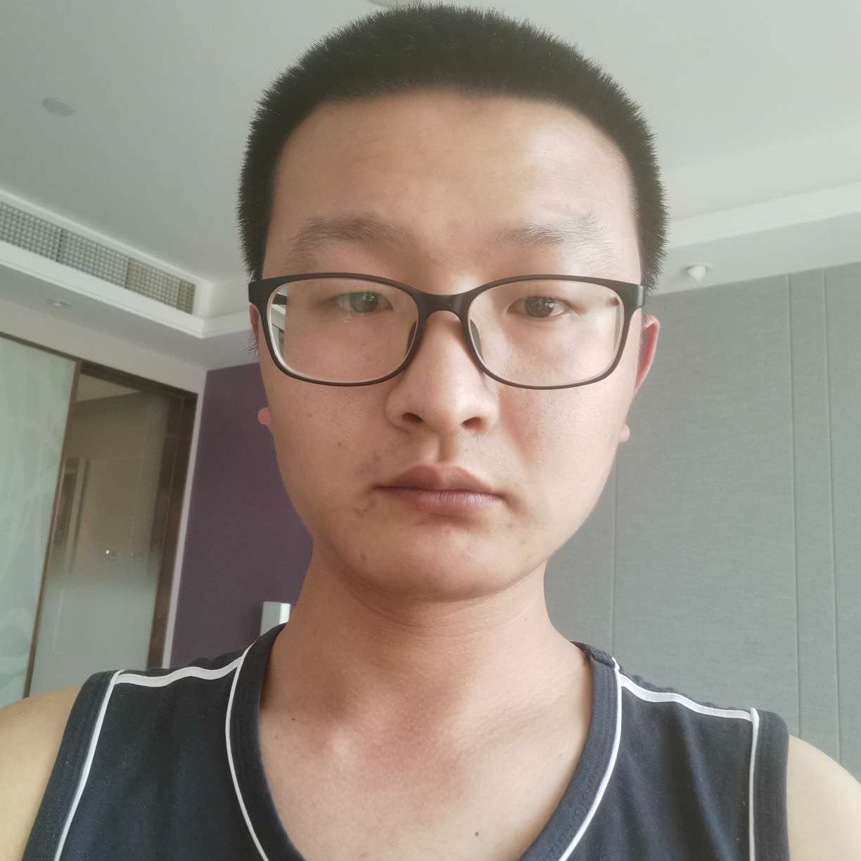 高腾腾的照片