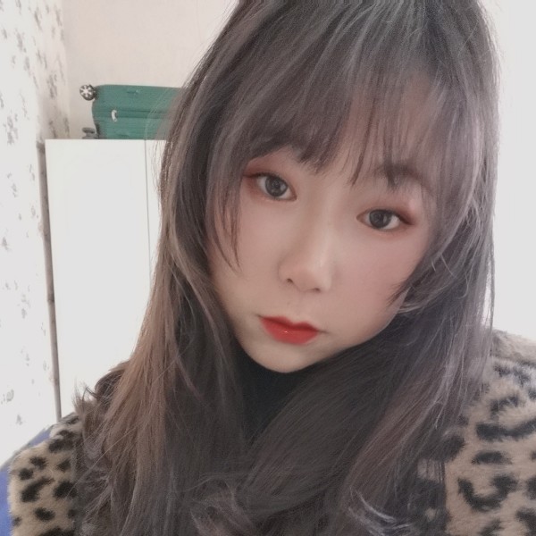 眯眯小可爱的照片