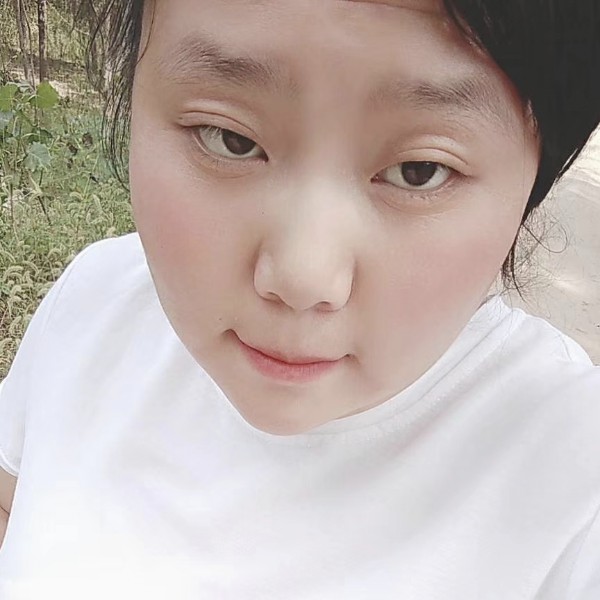 红玫瑰拾忆懵懂的照片