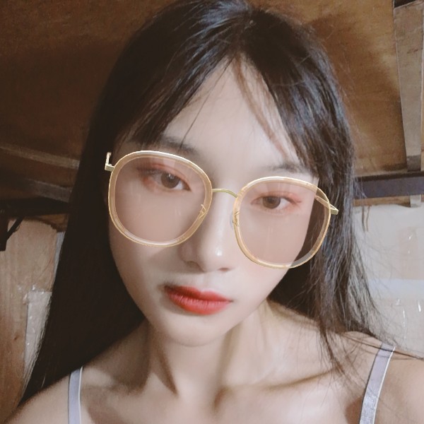 小哪吒i的照片