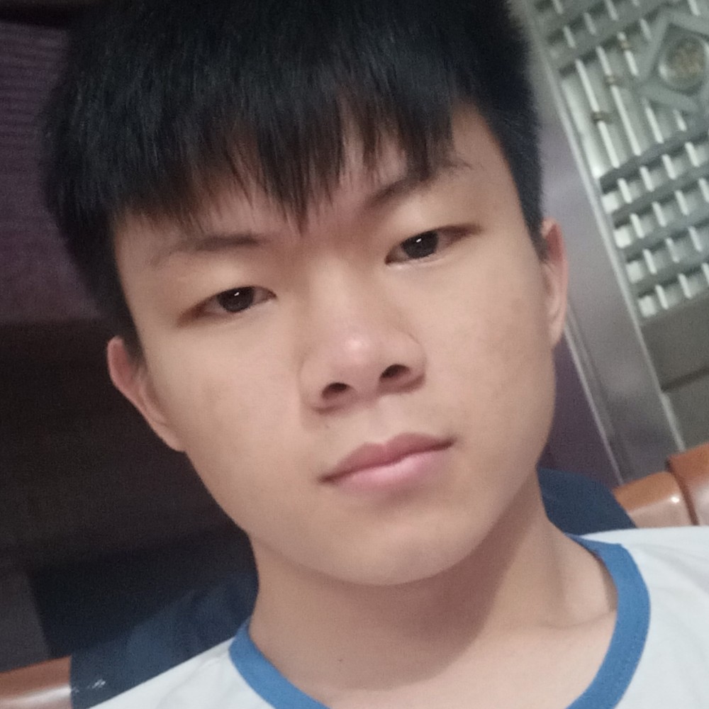 少年无知的他的照片