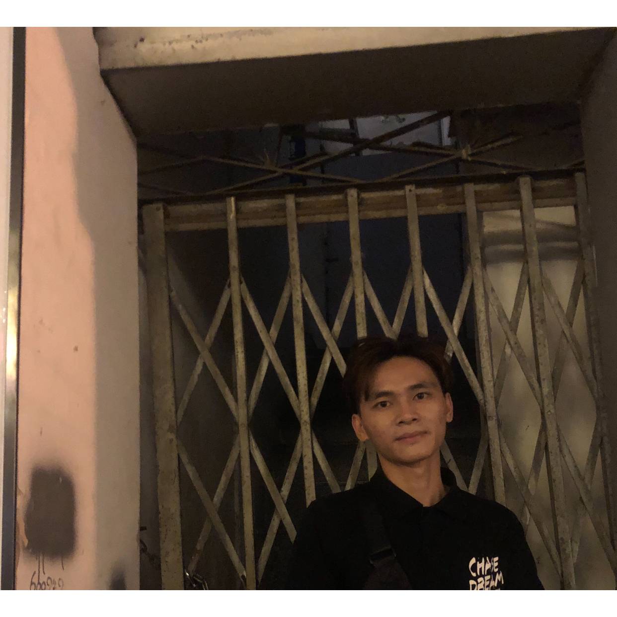 帽子浅吻最后的的照片