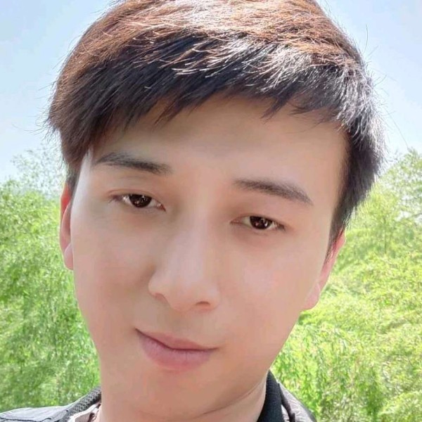 回忆回首光亮的照片