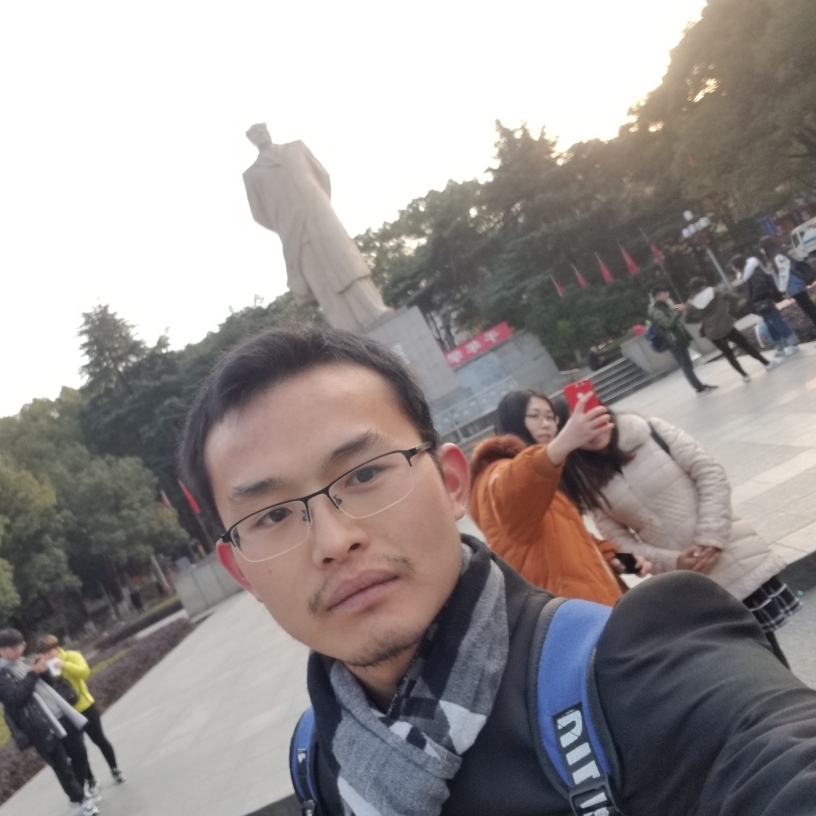 龍丶的照片
