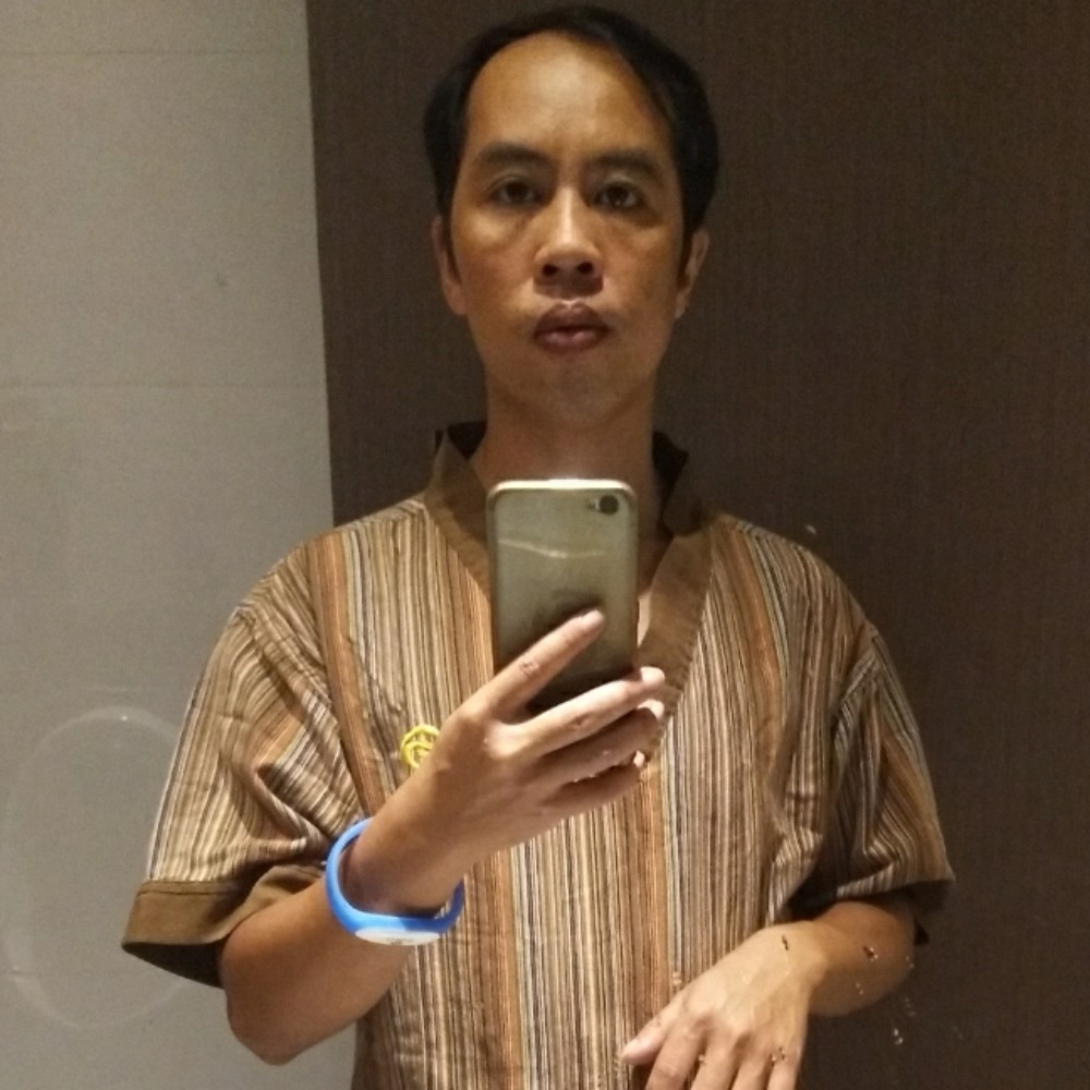 寂寞等待水壶的照片