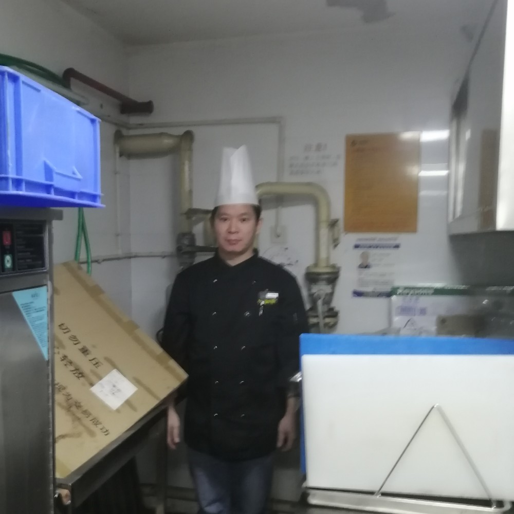 着急爱恋手链的照片