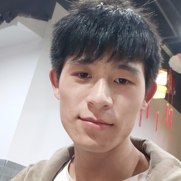 诗剑辰的照片