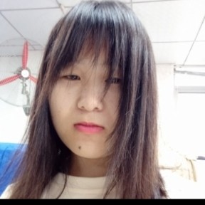 草莓回首悲凉的照片