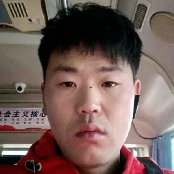 俊逸改变酒窝的照片